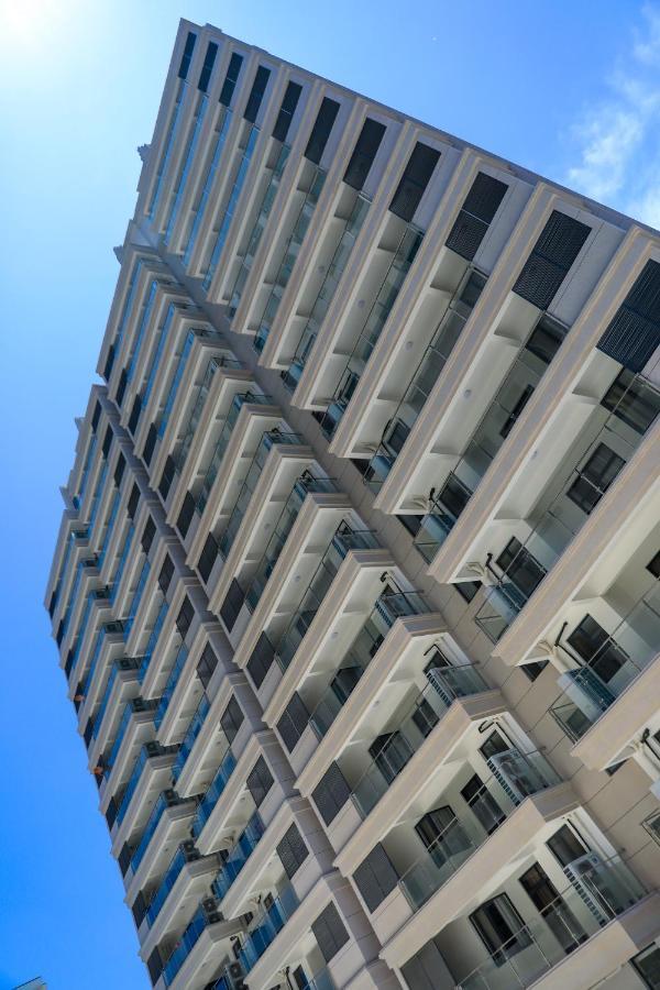Lark Hotel Dar es Salaam Eksteriør billede