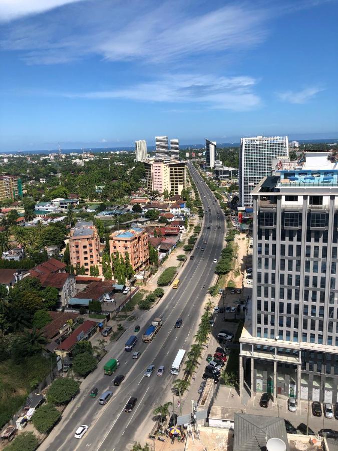 Lark Hotel Dar es Salaam Eksteriør billede